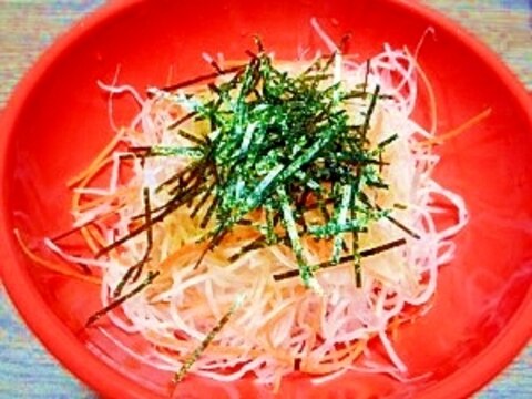 大根と玉葱☆ワサビ醤油サラダ